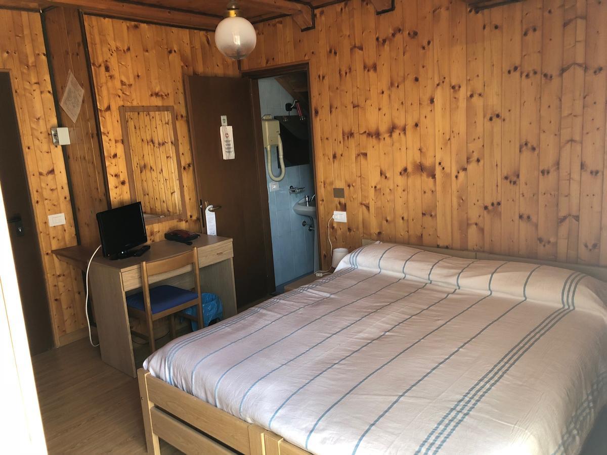 Albergo La Perla Craveggia Dış mekan fotoğraf